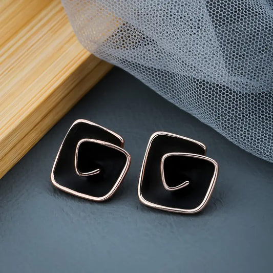 Swirly Black Earrings