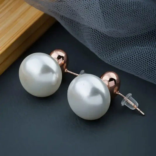 Chic Pearl Earrings