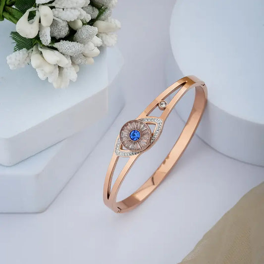 Queen's Eye Bracelet