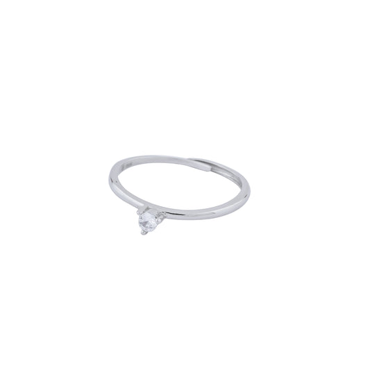 Elegant Solitaire Zircon Ring
