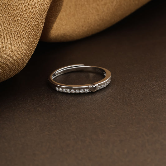 Dazzling Heart Accent Pavé Band Ring