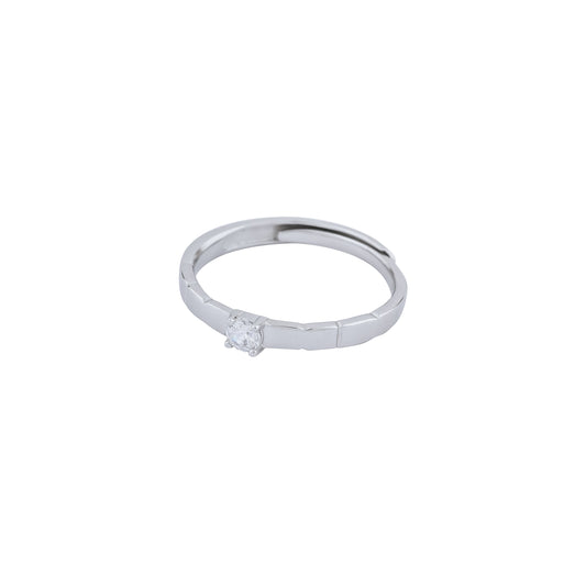 Gleaming Solitaire Block Band Ring