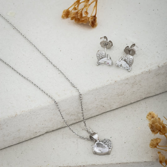 Amara Dual Heart Pendant