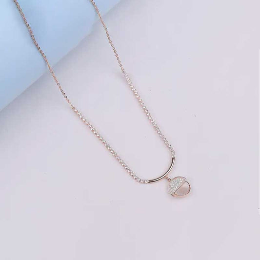 Glamour Toggle Necklace