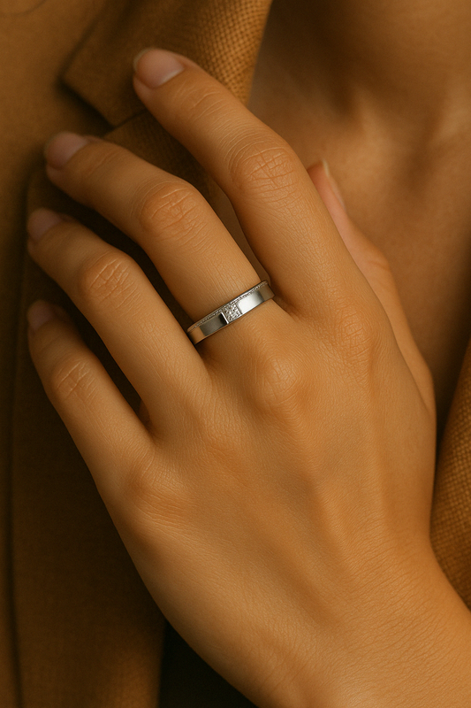 Elegant Silver Adjustable Ring with Subtle Zircon Sparkle