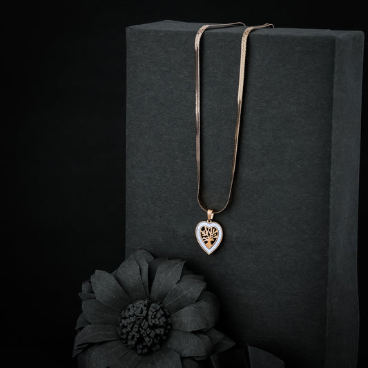 Golden Heart Elegance Necklace